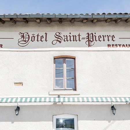 Hotel Saint Pierre Les Sauvages  エクステリア 写真