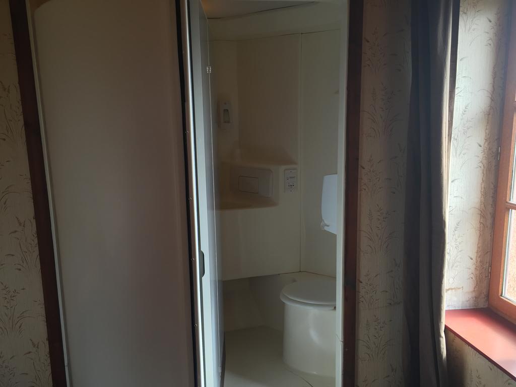 Hotel Saint Pierre Les Sauvages  エクステリア 写真